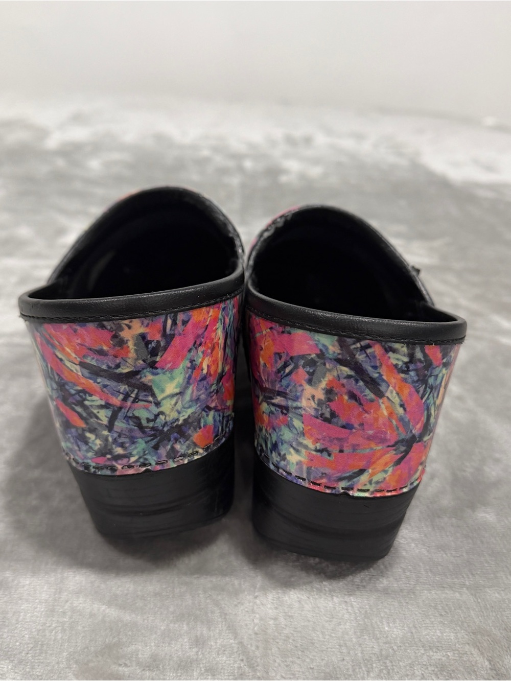 Dansko Clogs Women's 40 EU / 10 US Professional Color Blast Floral Nursing Shoes - Picture 5 of 7